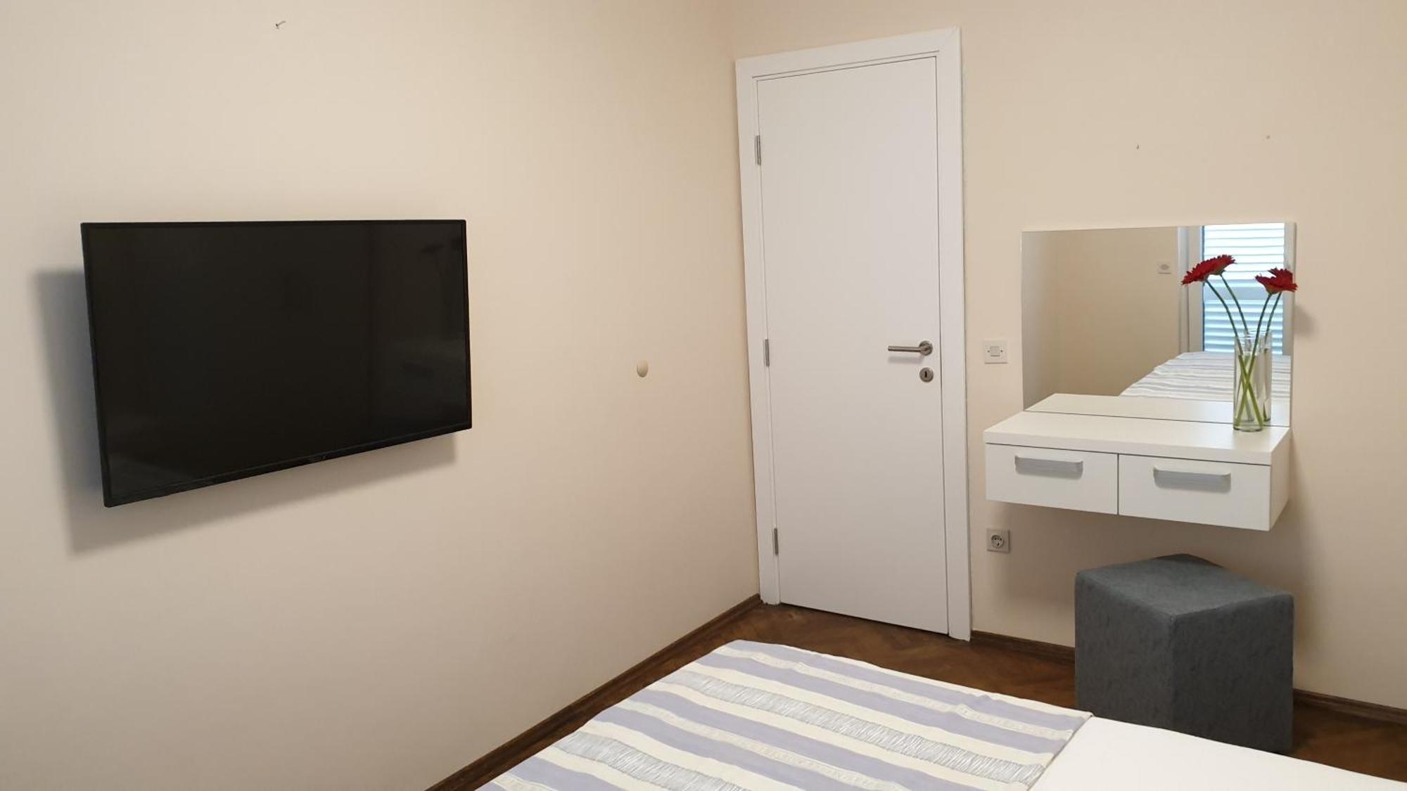 Apartments And Rooms With Parking Space Hvar - 15378 Hvar Town Rum bild